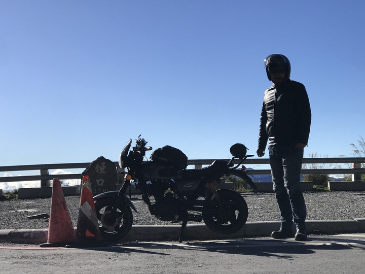 鄒鄒週週環島--車小志氣高小雲豹之死人骨頭秘徑