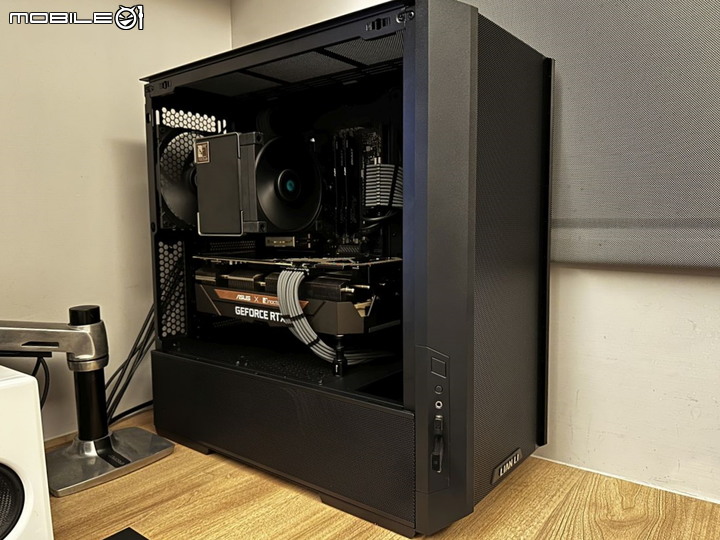 2022年度壓軸 聯力 LANCOOL 216 中塔式機殼