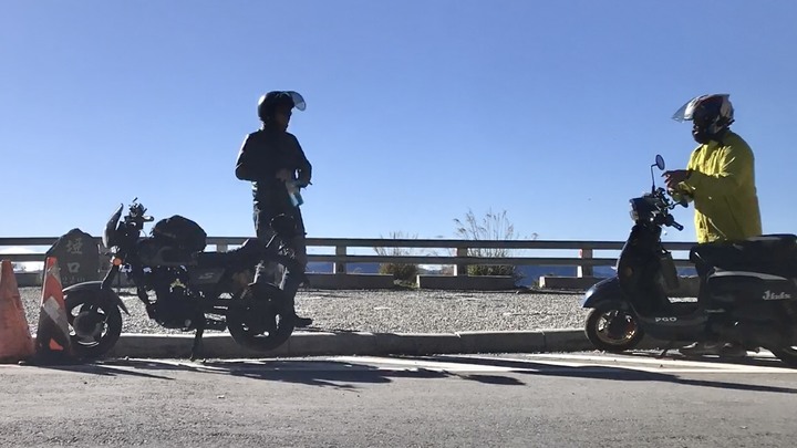 鄒鄒週週環島--車小志氣高小雲豹之死人骨頭秘徑