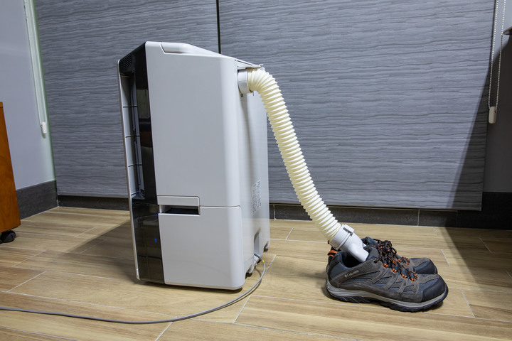體驗 Panasonic變頻省電雙科技除濕機 F-YV50LX，讓全家人一起美好生活