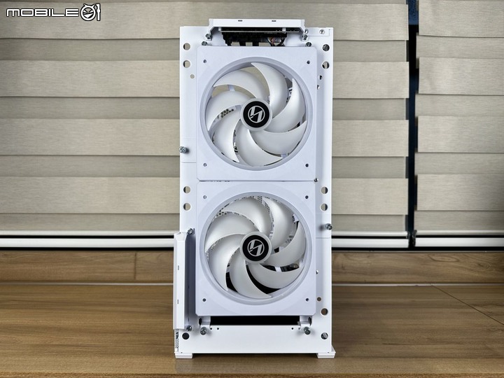 2022年度壓軸 聯力 LANCOOL 216 中塔式機殼