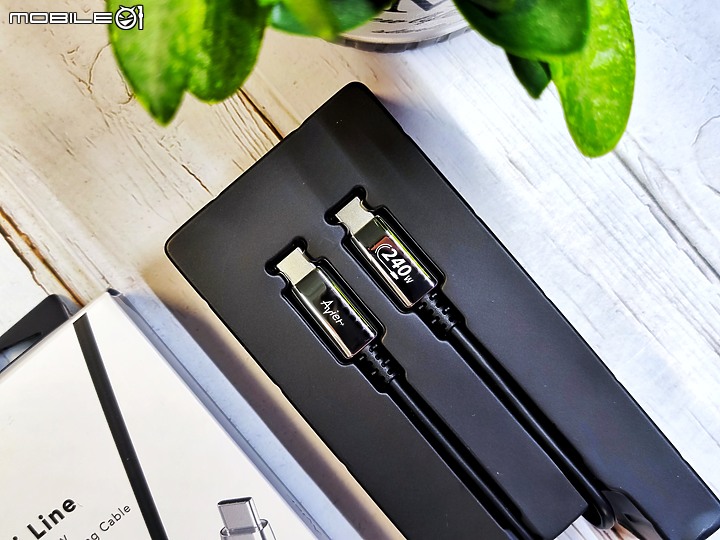 點我看大圖 USB-C充電傳輸線哪一款最好用?Avier Uni 系列高速資料傳輸充電線開箱實測