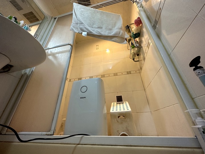 PHILIPS 飛利浦 DE3203 除濕機實測 以 30 分鐘快速除濕性能還你乾爽舒適