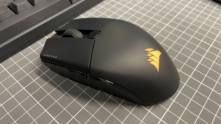 【開箱】拿刀來!海盜短刀CORSAIR KATAR ELITE WIRELESS 開箱