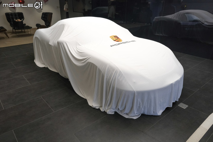 敬我的最愛,結婚20週年的紀念禮物;Porsche 718 Boxster GTS 開箱分享