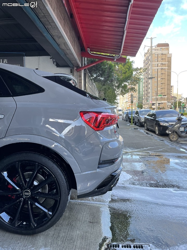 <圖多>開箱 RSQ3 sportback 磐石灰 更2024/2 升級RSQ8