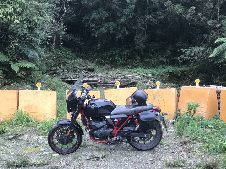不哭！咱們騎車出走！天堂的美妙是地獄的襯托。