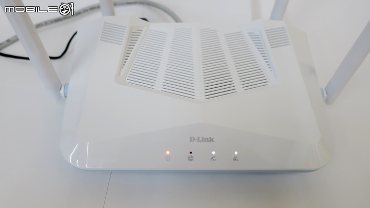 [開箱] CP值高的新選擇 D-Link R32分享器AX3200 Wi-Fi 6 無線路由器
