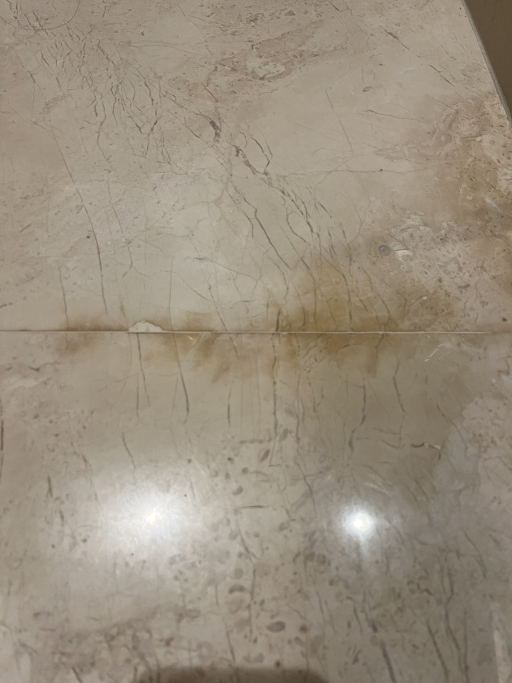 地磚這樣還有救嗎？