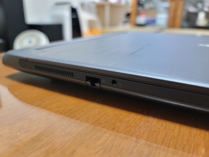 點我看大圖 DELL Alienware M15 R7 簡易開箱