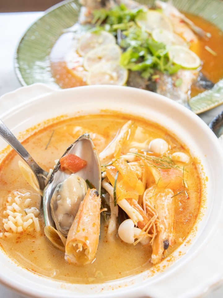 柔意泰泰餐廳|小琉球必吃美食清單+1!海鮮酸辣湯超開胃!