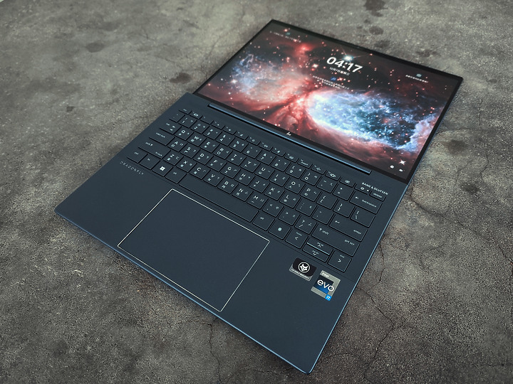 HP Elite Dragonfly G3 高續航力、高效能、 超輕薄的 3:2 完美商務型筆記型電腦