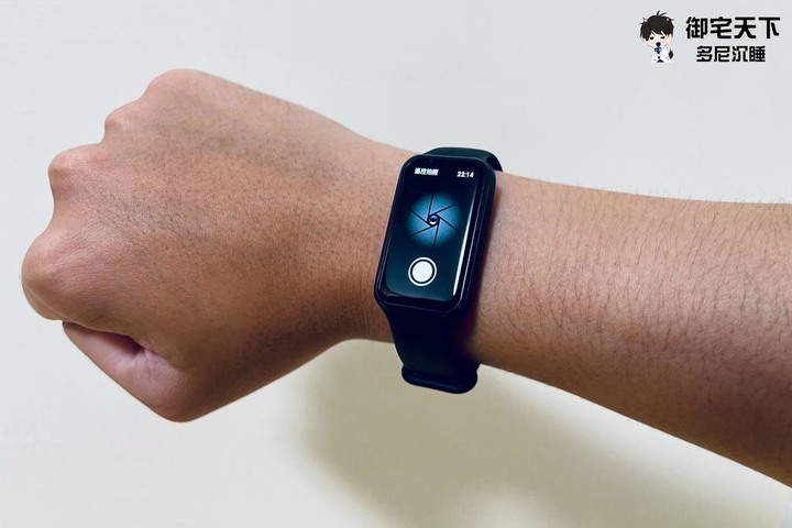 開箱｜【Amazfit 華米】Band 7 大螢幕健康智慧運動智慧手環 - 更大螢幕，且具備不輸手錶的強大功能！