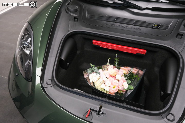 敬我的最愛,結婚20週年的紀念禮物;Porsche 718 Boxster GTS 開箱分享