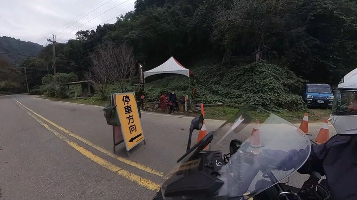 台21新中橫 東埔溫泉 塔塔加 阿里山 重機旅行 機車旅行 by SYM Joymax Z300 黃牌大羊