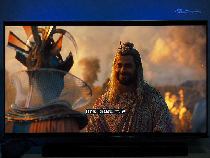 亮與暗的視覺衝擊 | BenQ MiniLed S55-940 護眼智慧電視推薦