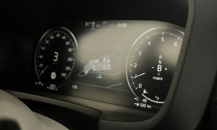 入冬之際溫泉小旅行 (Volvo V60 T8)