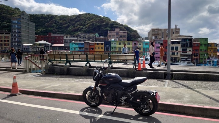 Trident 660現車大量到店,大家不用等排單就能買了