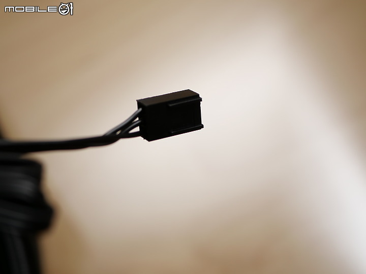 [開箱] Aspect RGB 風扇 FD Lumen S36 RGB v2