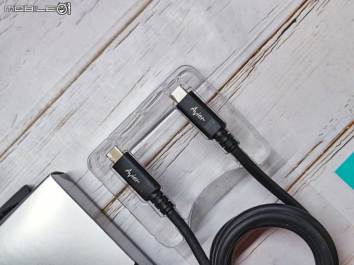 點我看大圖 USB-C充電傳輸線哪一款最好用?Avier Uni 系列高速資料傳輸充電線開箱實測