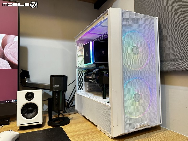 2022年度壓軸 聯力 LANCOOL 216 中塔式機殼
