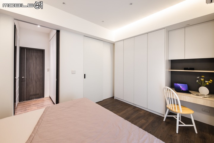【開箱】台中現代暖調+空中瑜珈室 新加坡式透天住宅