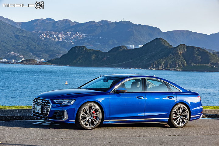 Audi S8試駕 │ 四環當前的燃油之巔,舒適為本的性能旗艦!