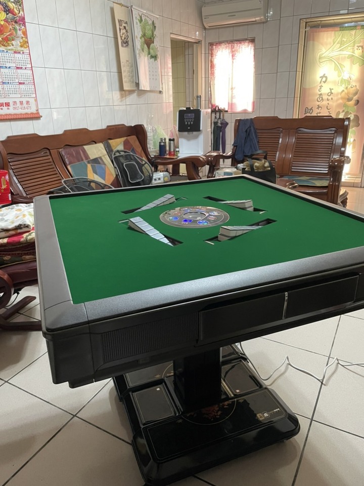 點我看大圖 【分享】長勝M2靜音電動麻將桌