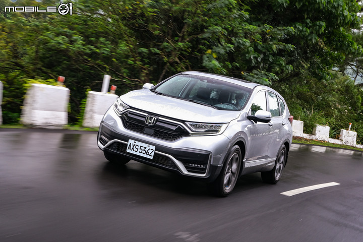 2022年1~11月台灣汽車市場銷售排行整理|Corolla Cross奪冠大勢底定,Model 3、NX搶爭進口豪華之冠!