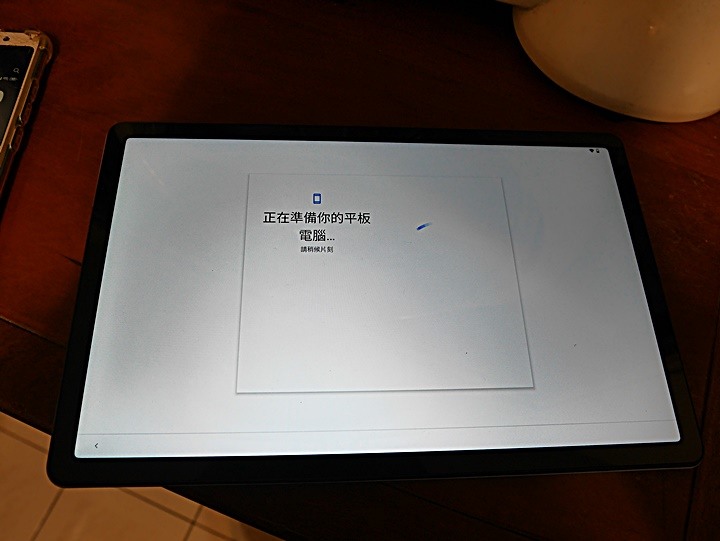 《Lenovo Tab M10 Plus（第三代）WiFi 版本 》— 集視覺享宴、悠揚樂聲、親子共學，三者畢其功於一機的平價高CP平板電腦體驗心得分享