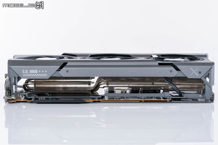 ASUS TUF RX 7900 XT O20G GAMING 顯示卡開箱實測 以嶄新設計迎接效能推升