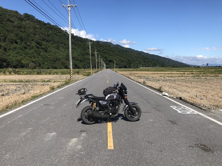 鄒鄒週週環島--車小志氣高小雲豹之死人骨頭秘徑
