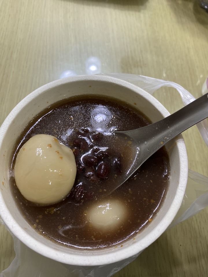 點我看大圖 寒流發威,冬至來臨~到【醬吃冰】享受冬天的溫暖