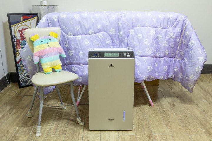 體驗 Panasonic變頻省電雙科技除濕機 F-YV50LX，讓全家人一起美好生活