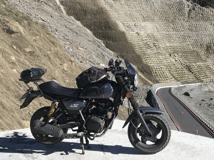 鄒鄒週週環島--車小志氣高小雲豹之死人骨頭秘徑