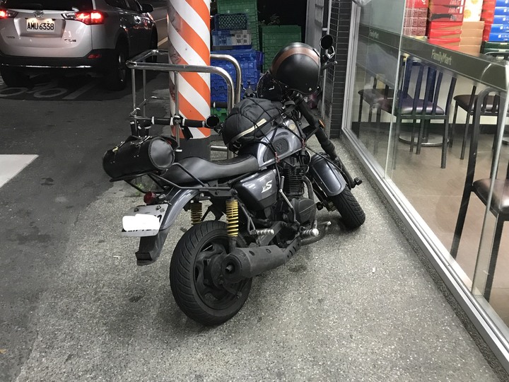 鄒鄒週週環島--車小志氣高小雲豹之死人骨頭秘徑
