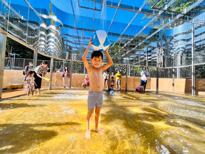 斥資5.5億元打造！來高雄「壽山動物園」漫步440公尺空中廊道俯瞰動物
