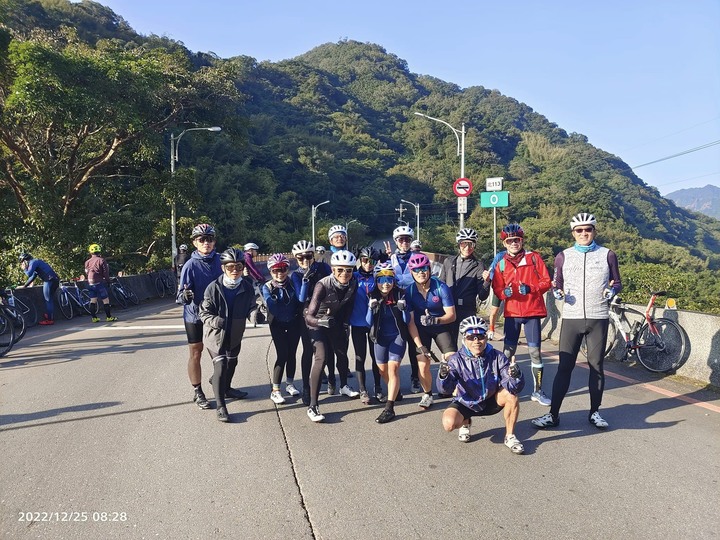 聖誕約騎「東羅佛」再冷都有人可以陪你一起騎