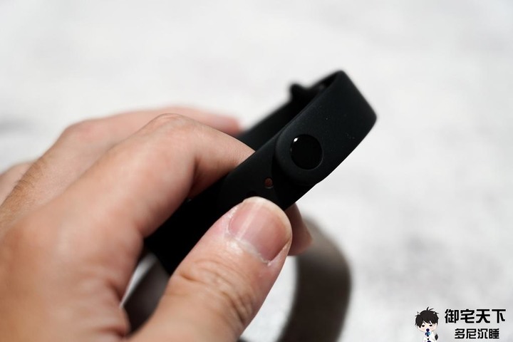 開箱｜【Amazfit 華米】Band 7 大螢幕健康智慧運動智慧手環 - 更大螢幕，且具備不輸手錶的強大功能！