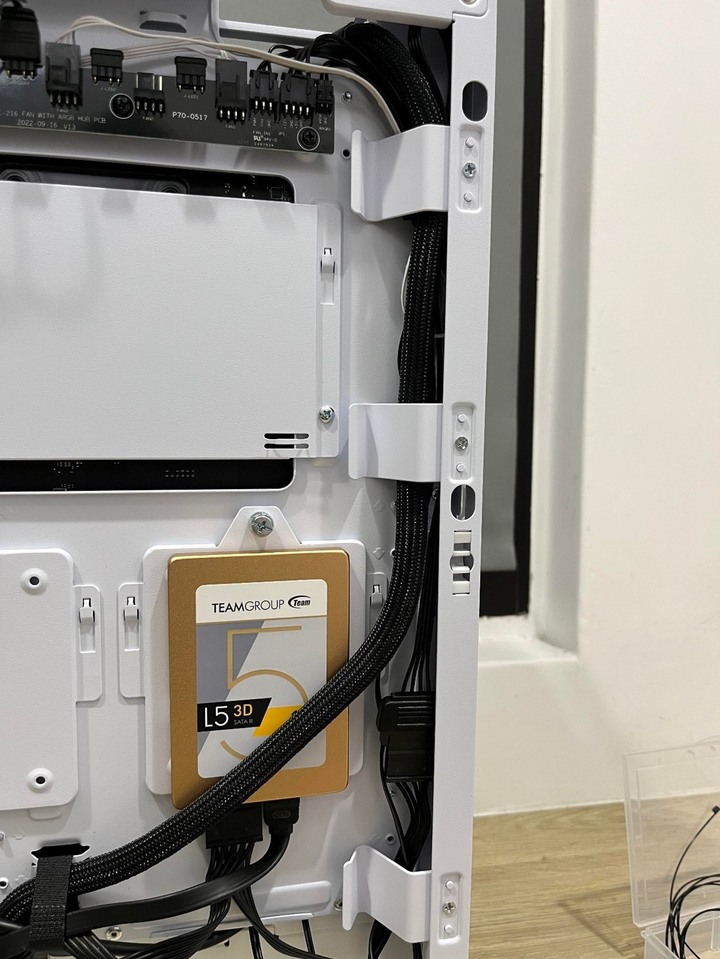 聯力Lian li的誠意之作Lancool 216,巧思滿滿的散熱猛獸 !