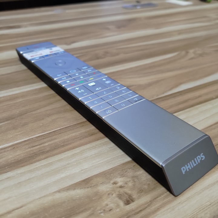 點我看大圖 ~初試 OLED cp值最高的Philips 55oled806 再見了LED~