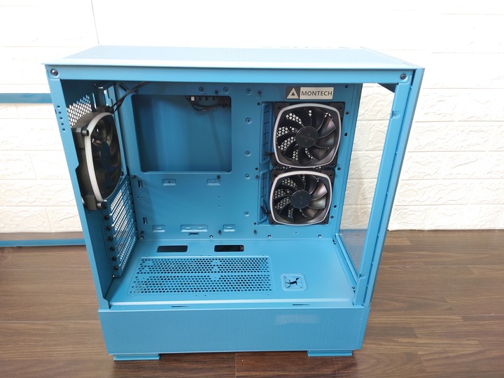 簡易開箱 MONTECH SKY TWO 值得入手的新機殼!?