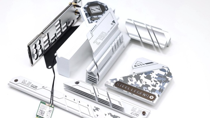機殼裡放螢幕更方便了！ASRock Z790 Steel Legend WiFi