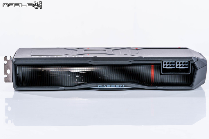 AMD Radeon RX 7900 XTX 顯示卡開箱實測 結合先進設計與玩家友善度的 CP 王者