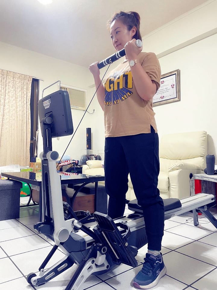 實測BGYM划船機 分享在家運動W600