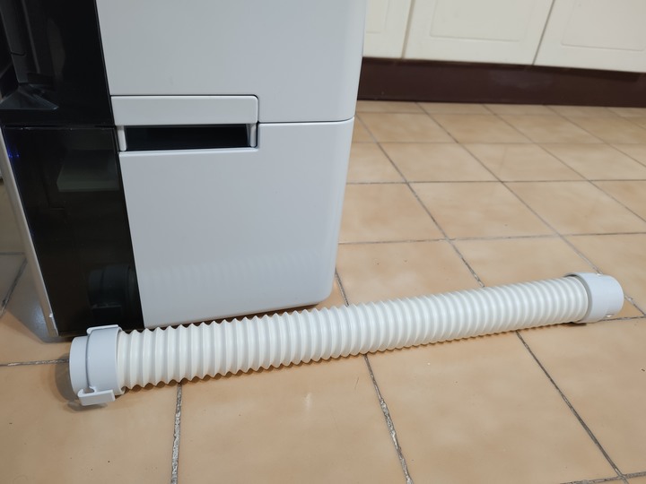 [開箱!] Panasonic F-YV50LX 變頻高效型除濕機，省電環保更省錢！