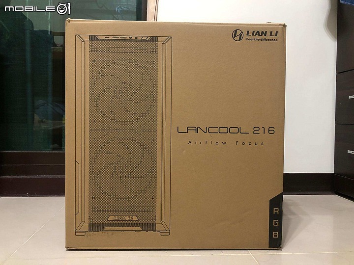 點我看大圖 可能是目前最無所不能的中塔機殼 聯力LIAN LI Lancool 216 開箱測試報告
