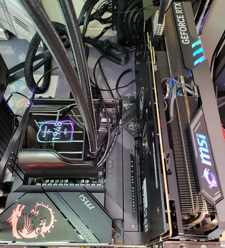 點我看大圖 動爪玩MSI MPG Z790 CARBON WIFI主機板