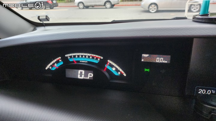 LUXGEN M7高速油耗隨意測-能有10km/L?