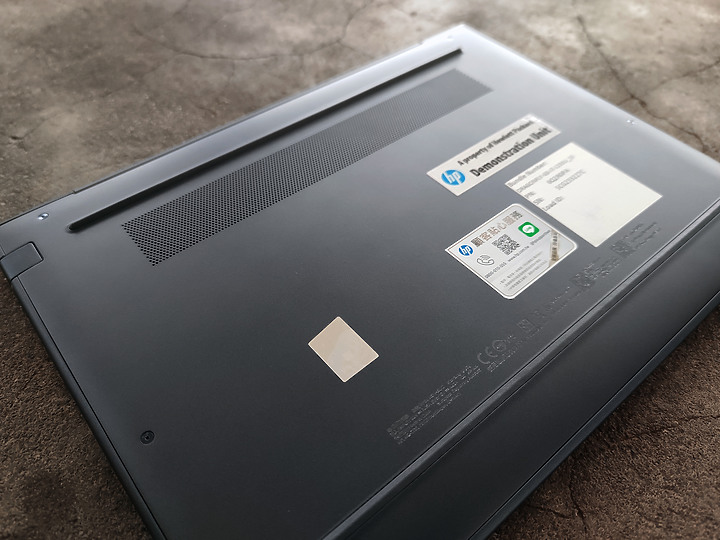 HP Elite Dragonfly G3 高續航力、高效能、 超輕薄的 3:2 完美商務型筆記型電腦